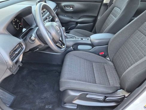 Certified 2023 Honda HR-V LX image 12