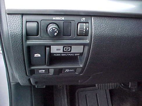 Used 2014 Subaru Legacy 2.5i Premium image 24