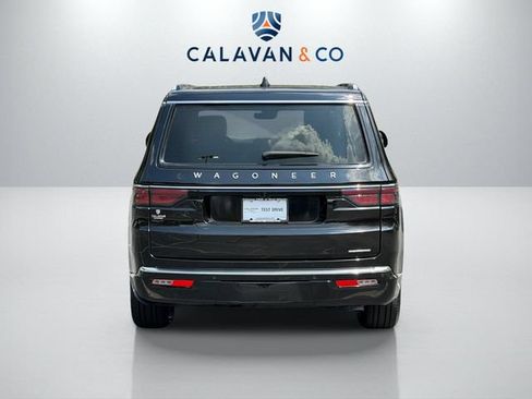 Used 2024 Jeep Wagoneer Series III AWD/4WD image 6