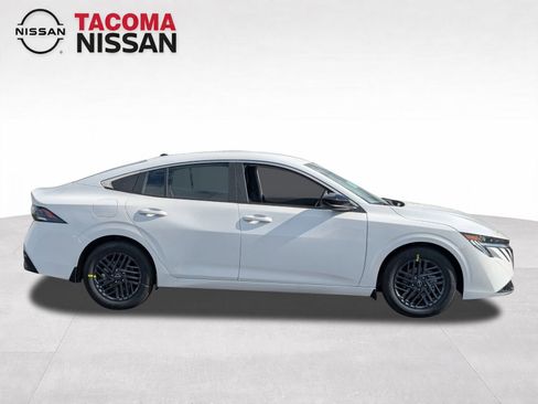 New 2026 Nissan Sentra SV FWD image 6
