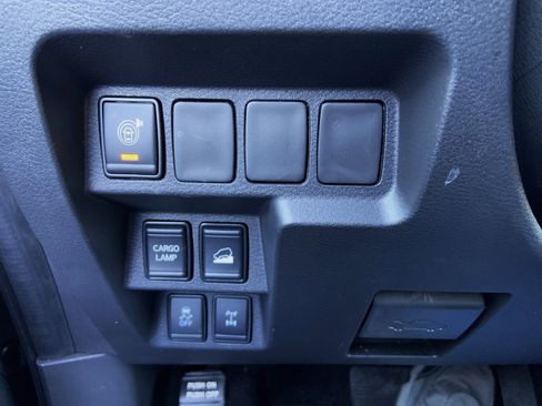 Used 2023 Nissan Frontier PRO-4X w/ Technology Package image 16