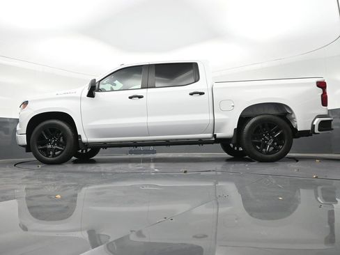Used 2024 Chevrolet Silverado 1500 Custom image 26