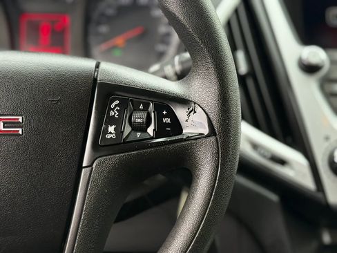 Used 2013 GMC Terrain SLE FWD image 33