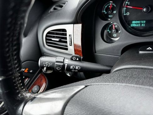 Used 2013 GMC Yukon XL SLT image 23