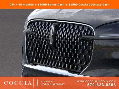 New 2025 Lincoln Aviator AWD image 17