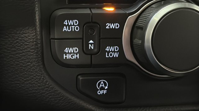 Used 2025 RAM 1500 Big Horn AWD/4WD image 31