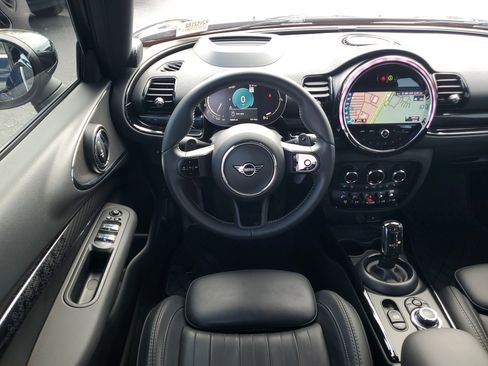 Used 2024 MINI Cooper Clubman S image 25