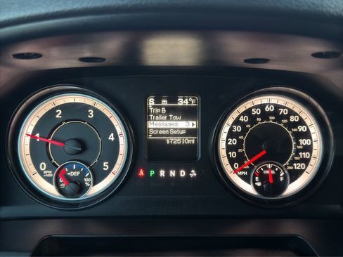 Used 2016 RAM 3500 Tradesman w/ Chrome Appearance Group image 11