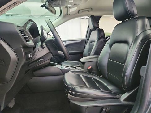 Used 2024 Ford Escape Platinum AWD/4WD image 10