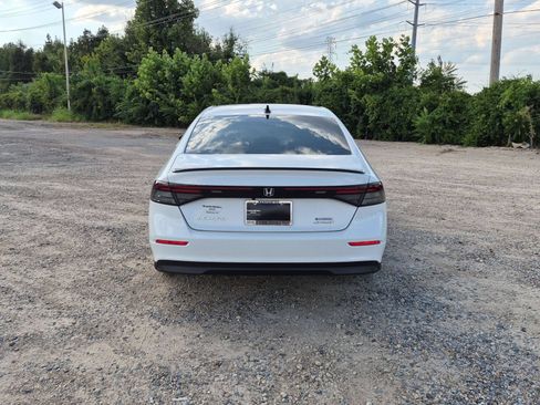 Used 2024 Honda Accord Sport image 5