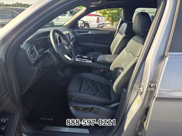 Used 2026 Volkswagen Atlas Cross Sport SE FWD image 10