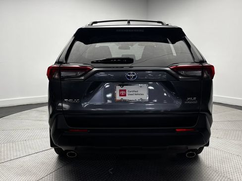 Used 2023 Toyota RAV4 XLE w/ XLE Grade Weather Package AWD/4WD image 35