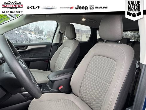 Used 2022 Ford Escape SE image 15