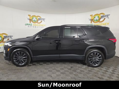 Used 2023 Chevrolet Traverse RS image 5