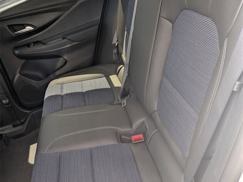 New 2025 Buick Envista Preferred image 9