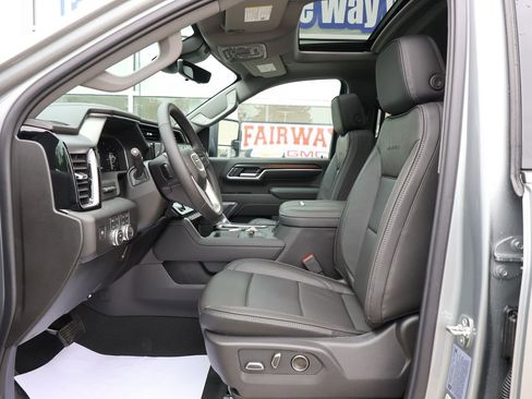 New 2026 GMC Sierra 2500 Denali w/ Denali Reserve Package AWD/4WD image 15