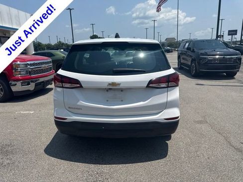 Used 2023 Chevrolet Equinox LS FWD image 4