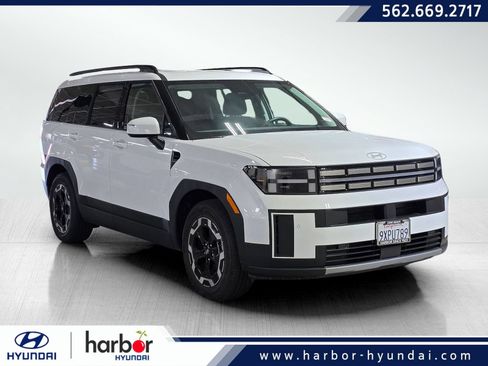 Used 2026 Hyundai Santa Fe SEL w/ Tow & Go Package FWD image 1