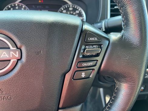 Used 2023 Nissan Frontier SV w/ SV Convenience Package image 16