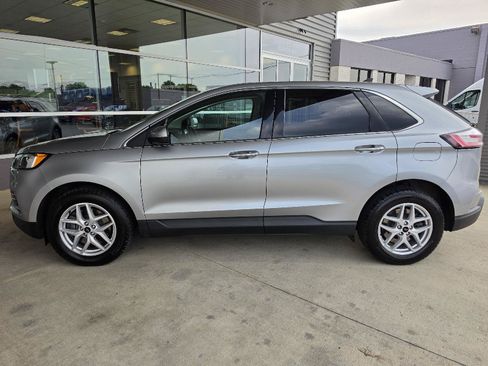 Used 2023 Ford Edge SEL AWD/4WD image 2