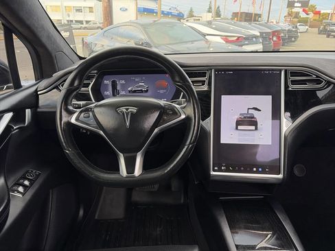 Used 2016 Tesla Model X 90D image 29