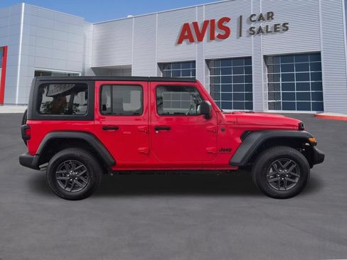 Used 2025 Jeep Wrangler Unlimited Sport AWD/4WD image 5