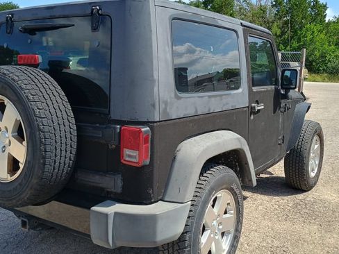 Used 2008 Jeep Wrangler X AWD/4WD image 3