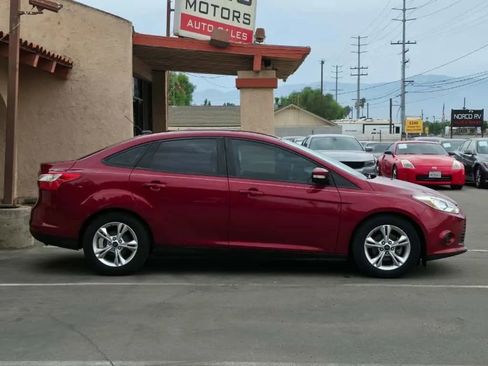 Used 2014 Ford Focus SE image 7