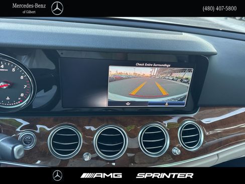 Used 2019 Mercedes-Benz E 300 4MATIC image 26