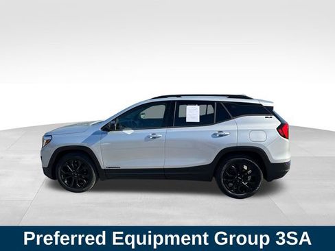 Used 2020 GMC Terrain SLE w/ Elevation Edition image 2