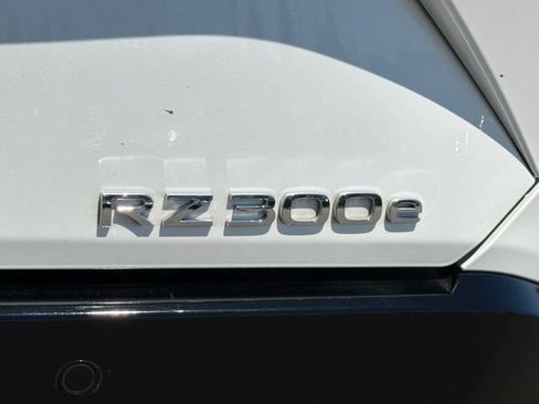 Certified 2024 Lexus RZ 300e Premium w/ Accessory Package (Z1) FWD image 31