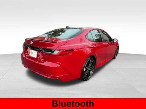 Used 2025 Toyota Camry XSE image 7