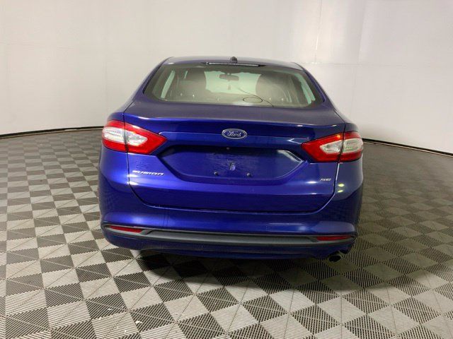 Used 2015 Ford Fusion SE FWD image 6