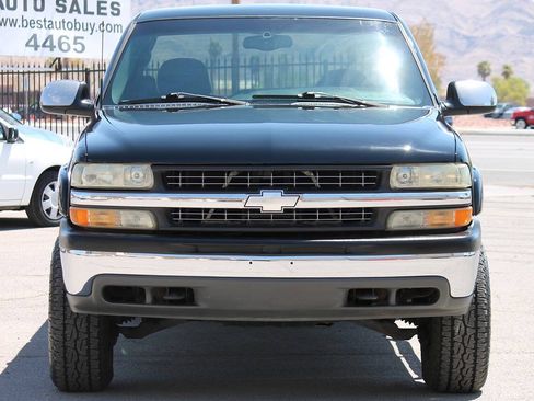 Used 1999 Chevrolet Silverado 2500 LS w/ Snow Plow Prep Pkg AWD/4WD image 2