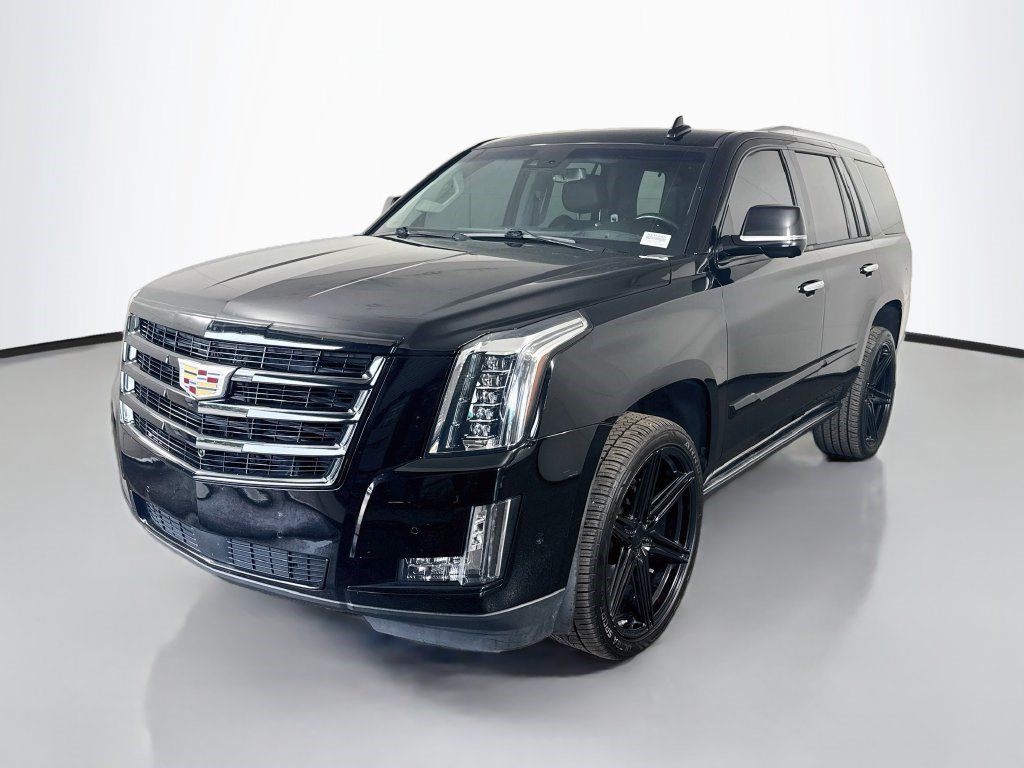 Used 2019 Cadillac Escalade Premium Luxury w/ Escalade Sport Edition RWD image 4