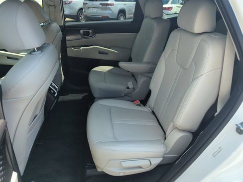 Used 2021 Kia Sorento S FWD image 27