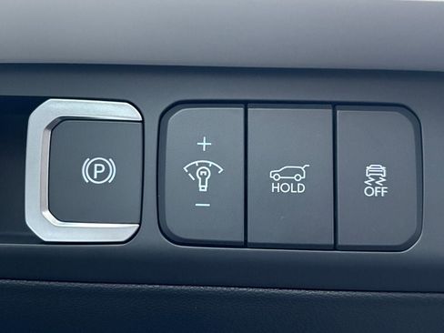 New 2026 Hyundai Santa Fe SE image 3