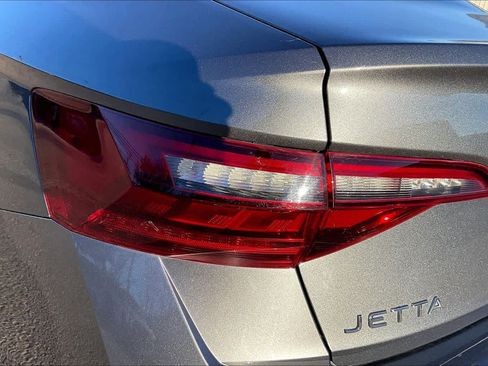 Used 2023 Volkswagen Jetta Sport image 26