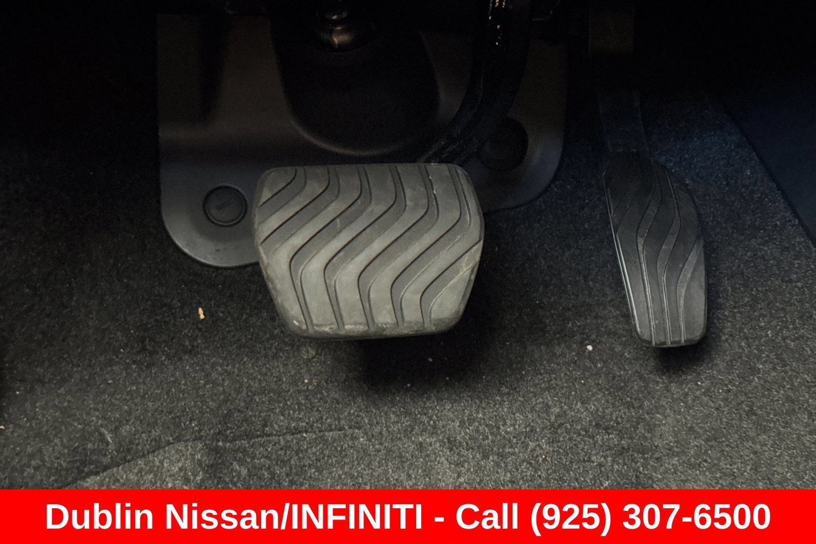 Used 2025 Nissan Rogue SV AWD/4WD image 45