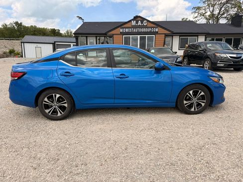 Used 2022 Nissan Sentra SV FWD image 6