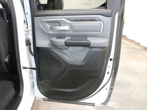 Used 2022 RAM 1500 Big Horn AWD/4WD image 35