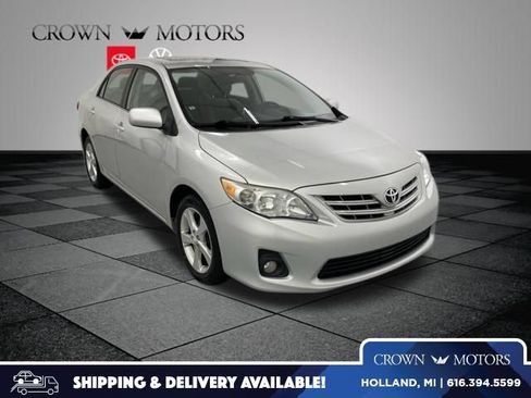 Used 2013 Toyota Corolla LE w/ Premium Pkg FWD image 1