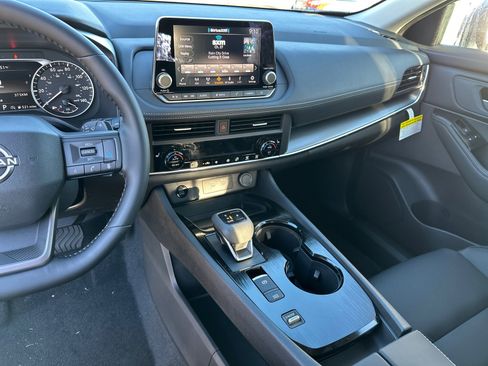 New 2026 Nissan Rogue SV w/ SV Premium Package image 29