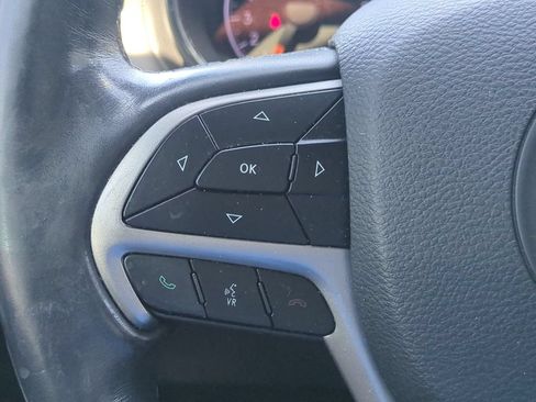Used 2019 Jeep Grand Cherokee Overland RWD image 27