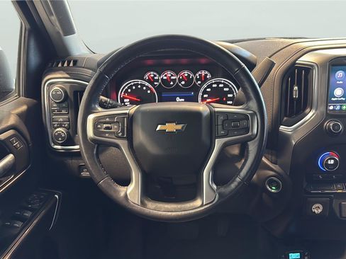 Used 2021 Chevrolet Silverado 1500 LT AWD/4WD image 14