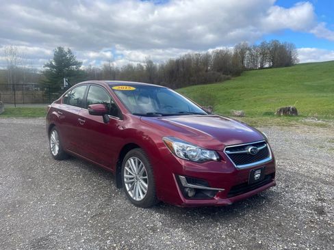 Used 2015 Subaru Impreza 2.0i Limited AWD/4WD image 1