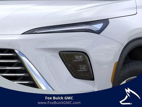 Used 2026 Buick Enclave Preferred w/ Power Package image 10