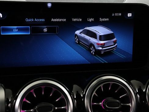 Certified 2023 Mercedes-Benz GLB 250 4MATIC image 17