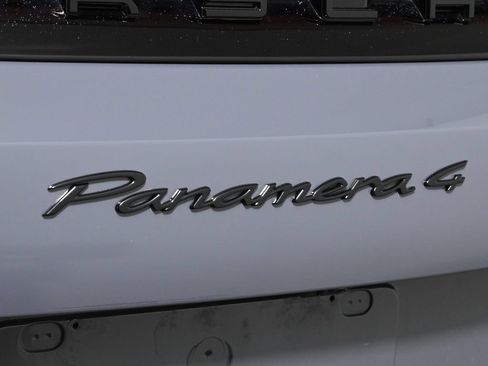 Used 2026 Porsche Panamera 4 AWD/4WD image 43
