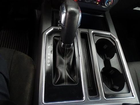 Used 2019 Ford F150 XLT w/ Equipment Group 302A Luxury image 9